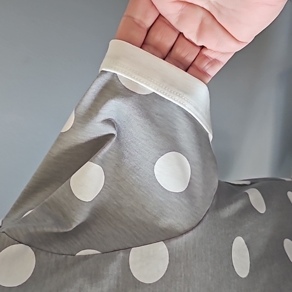 LuLaRoe Liv Gray and Off-white Polka Dot Crew Neck Short Sleeve Tee - Picture 5 of 14